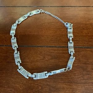 Silver colored contemporary link necklace